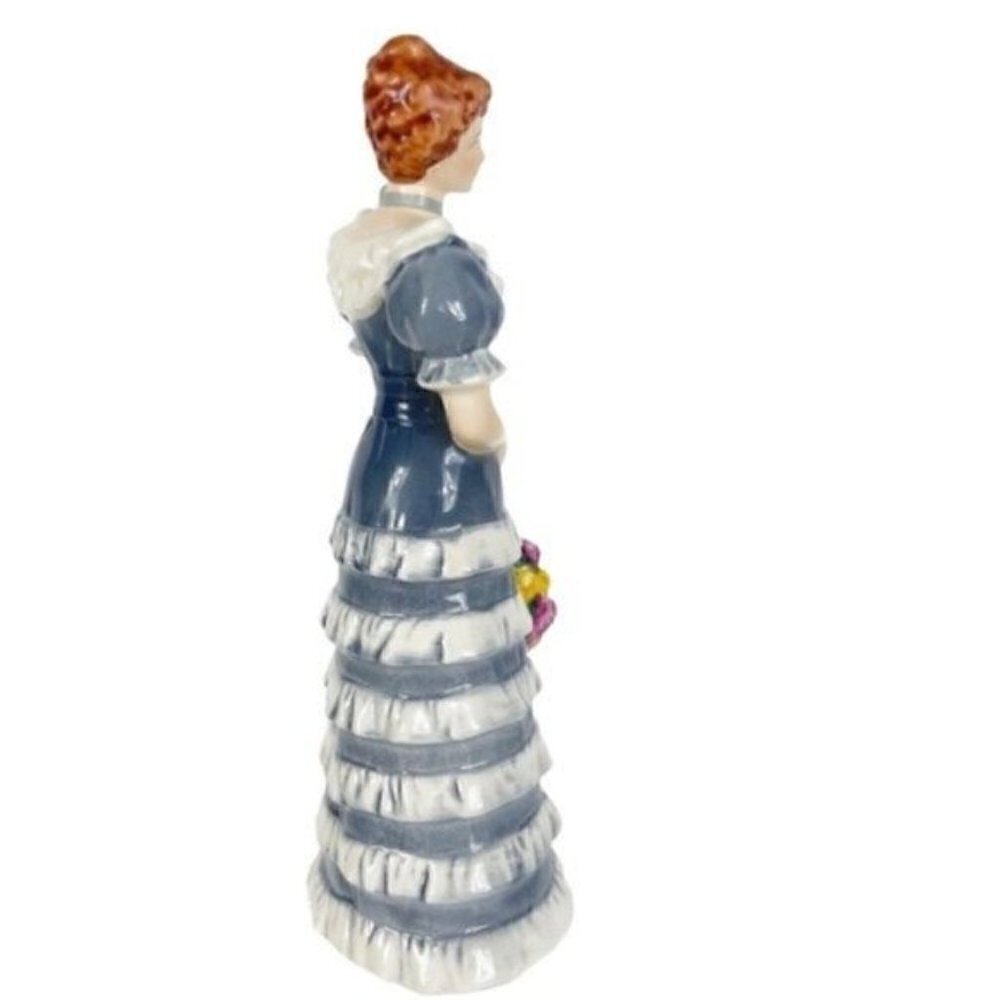 Goebel German Federation of Women's Club Lady Figurine 1984, Series 1 of 4 - Picture 8 of 15